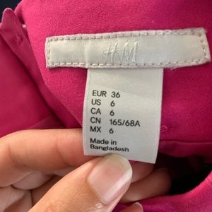 H&M Skirts - H&M work skirt, size 6. Pink H&M Skirts - H&M work skirt, size 6. Pink